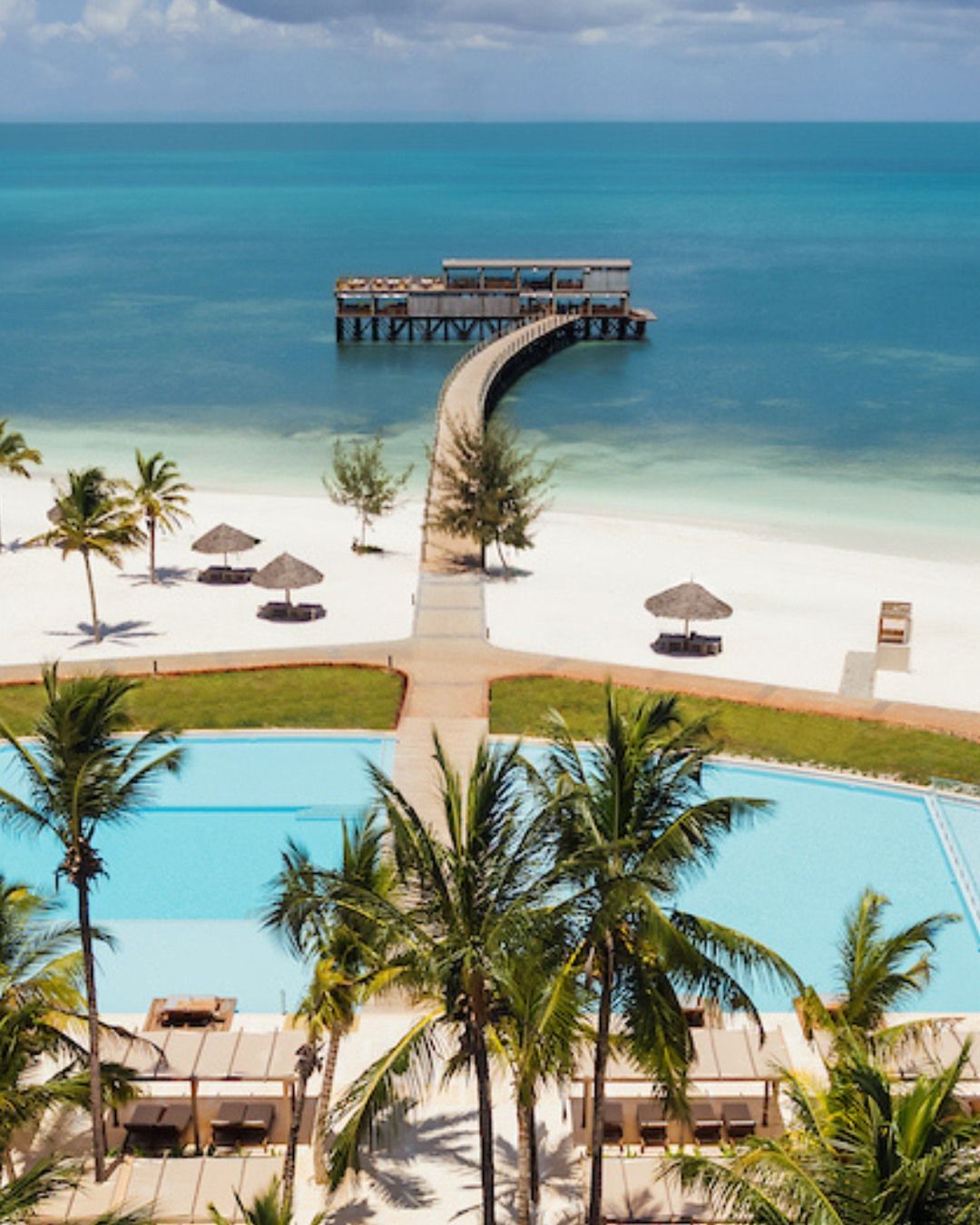 Overwater infinity pools and private pier at JAZ Aurora